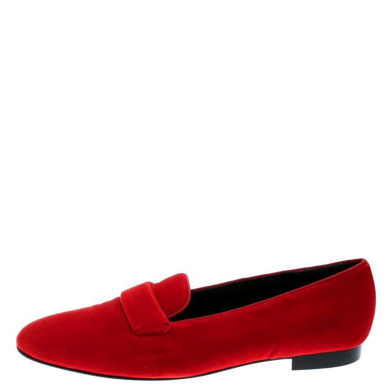 

Ralph Lauren Red Velvet Smoking Slippers Size
