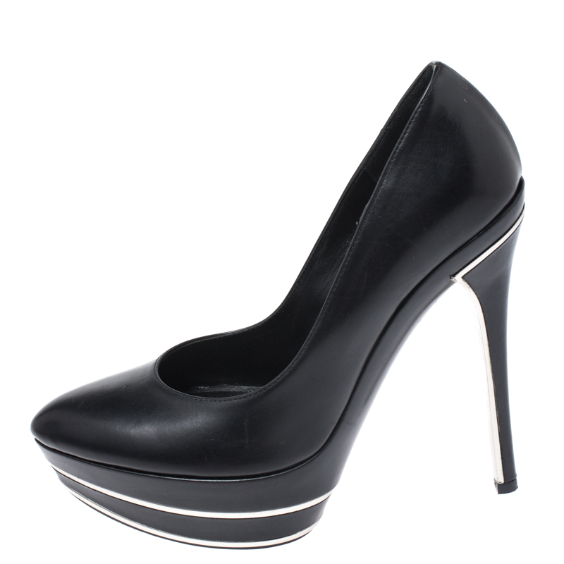 

Ralph Lauren Black Leather Platform Pumps Size