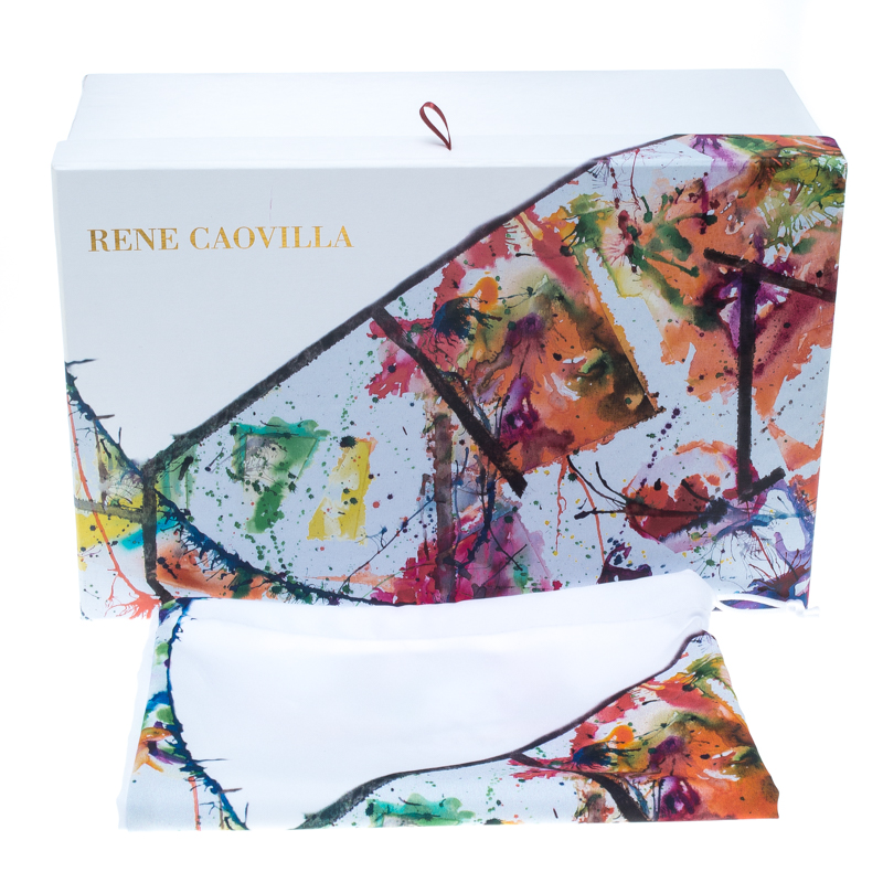 Rene Caovilla has collaborated with the determined artists at Mawaheb Art Studio to create four outstanding limited edition sets of shoe boxes and dust bags which feature artwork from the studio's inspiring students. There are two Frida Kahlo designs two distinct styles of artwork showcasing their different techniques and different outlooks. Additionally there are two collective abstract designs. Each piece is a work of art created by over 20 artists over a span of a few weeks. 100% of the proceeds from each sale go towards supporting Mawaheb's operations so that many more people of determination are able to build their confidence and develop essential life skills through art.