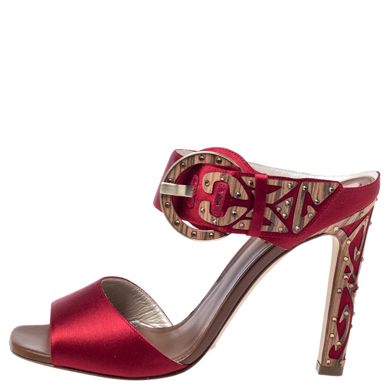 

Rene Caovilla Red Satin Embellished Buckle Sandals Size