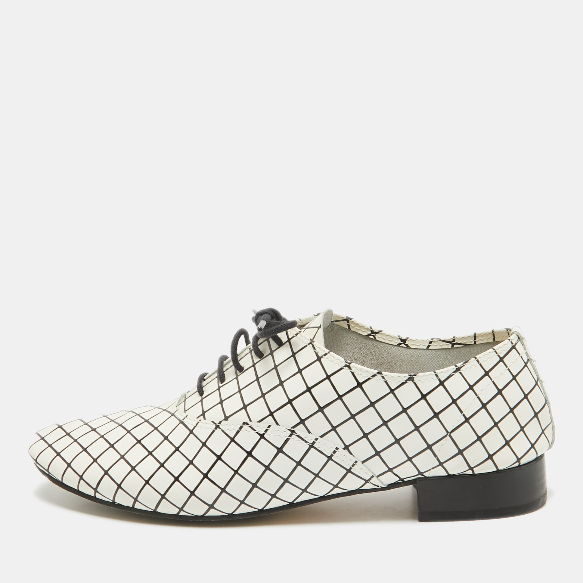 

Repetto White/Black Printed Leather Derby Size