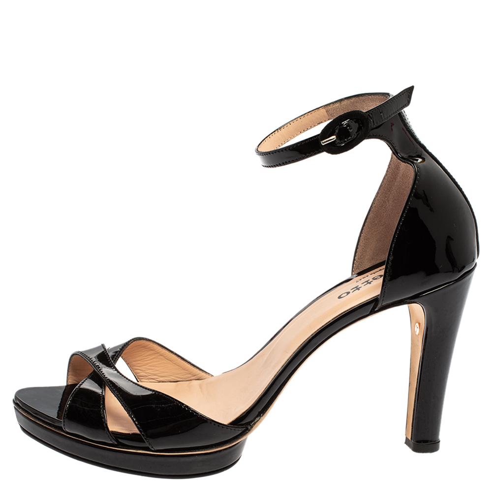 

Repetto Black Patent Leather Ankle Strap Sandals Size