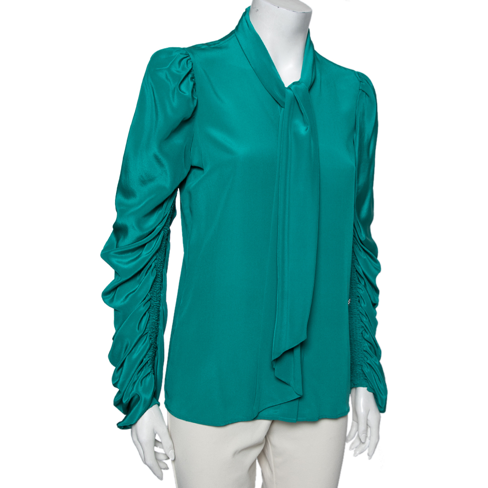 

Roberto Cavalli Green Silk Front Button and Bow Tie Blouse