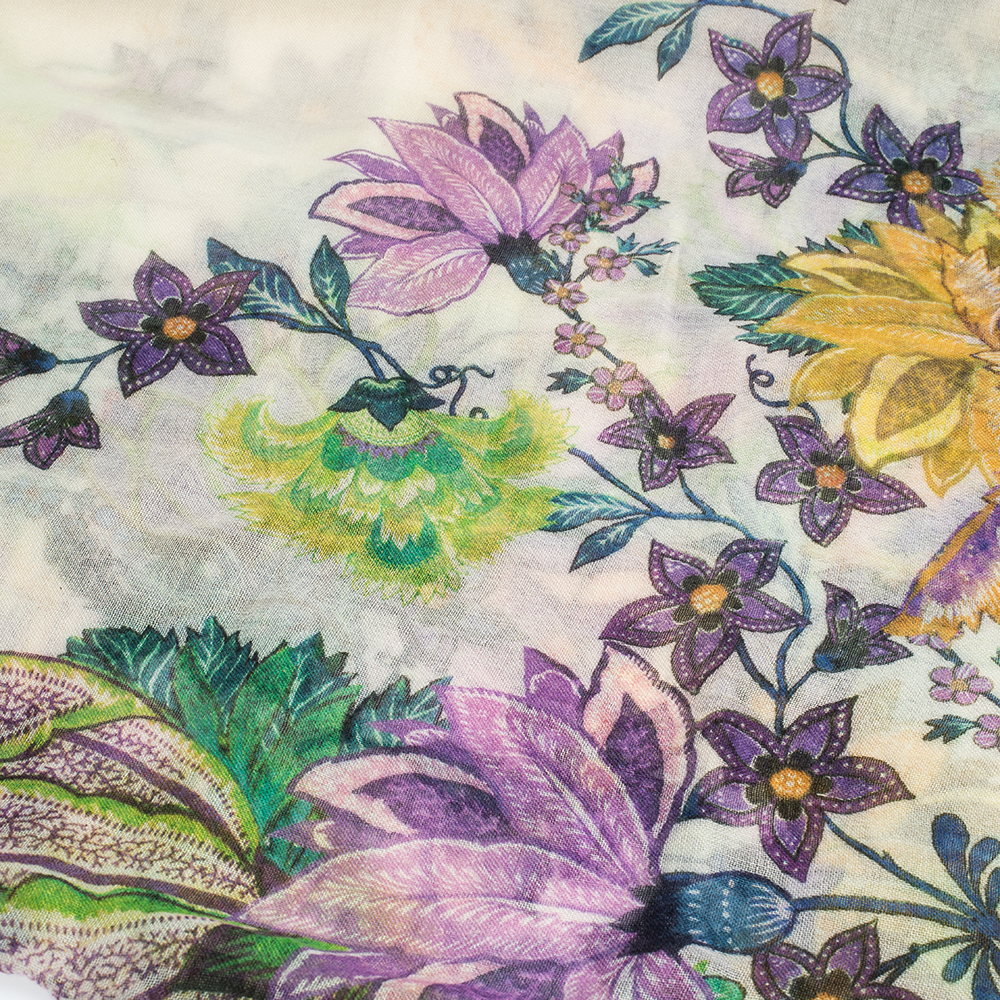 

Roberto Cavalli Cream Floral Print Cashmere & Silk Scarf