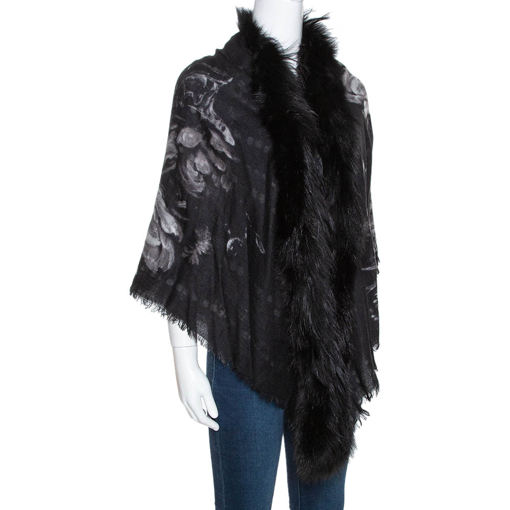 

Roberto Cavalli Black Printed Cashmere Fur Lined Poncho
