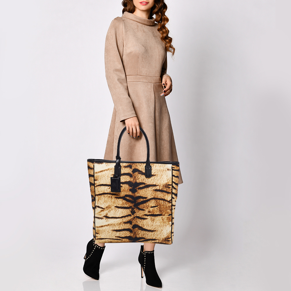 

Roberto Cavalli Beige/Brown Animal Print Canvas And Leather Tote