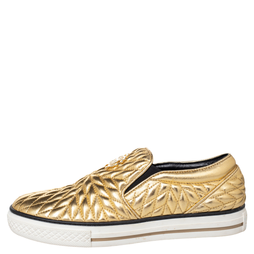 

Roberto Cavalli Gold Quilted Leather Logo Embellished Slip On Sneakers Size