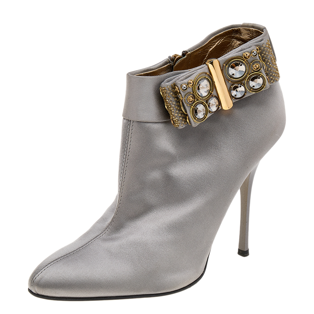 

Roberto Cavalli Grey Satin Bow Embellished Ankle Length Boots Size