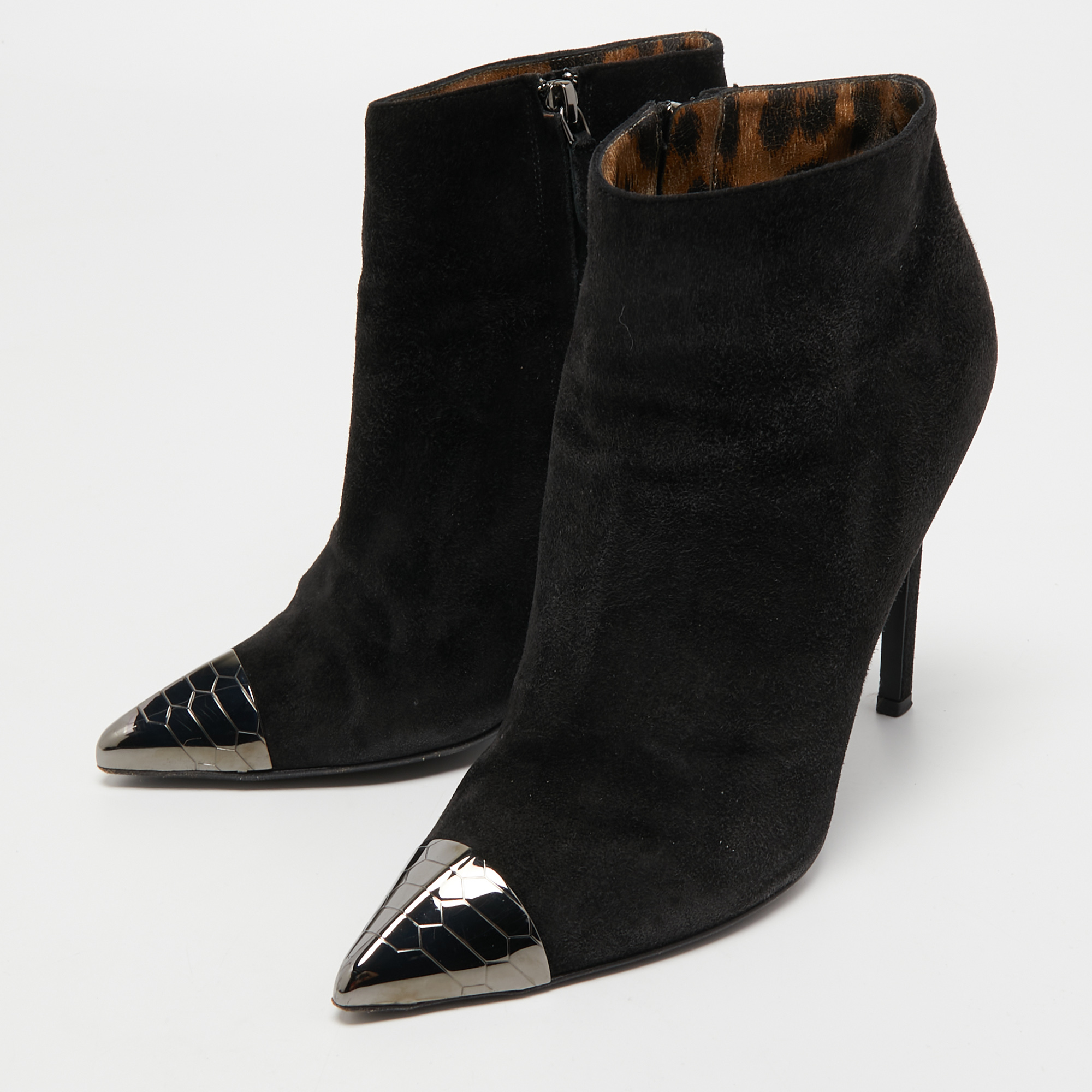 

Roberto Cavalli Black Suede Ankle Length Boots Size