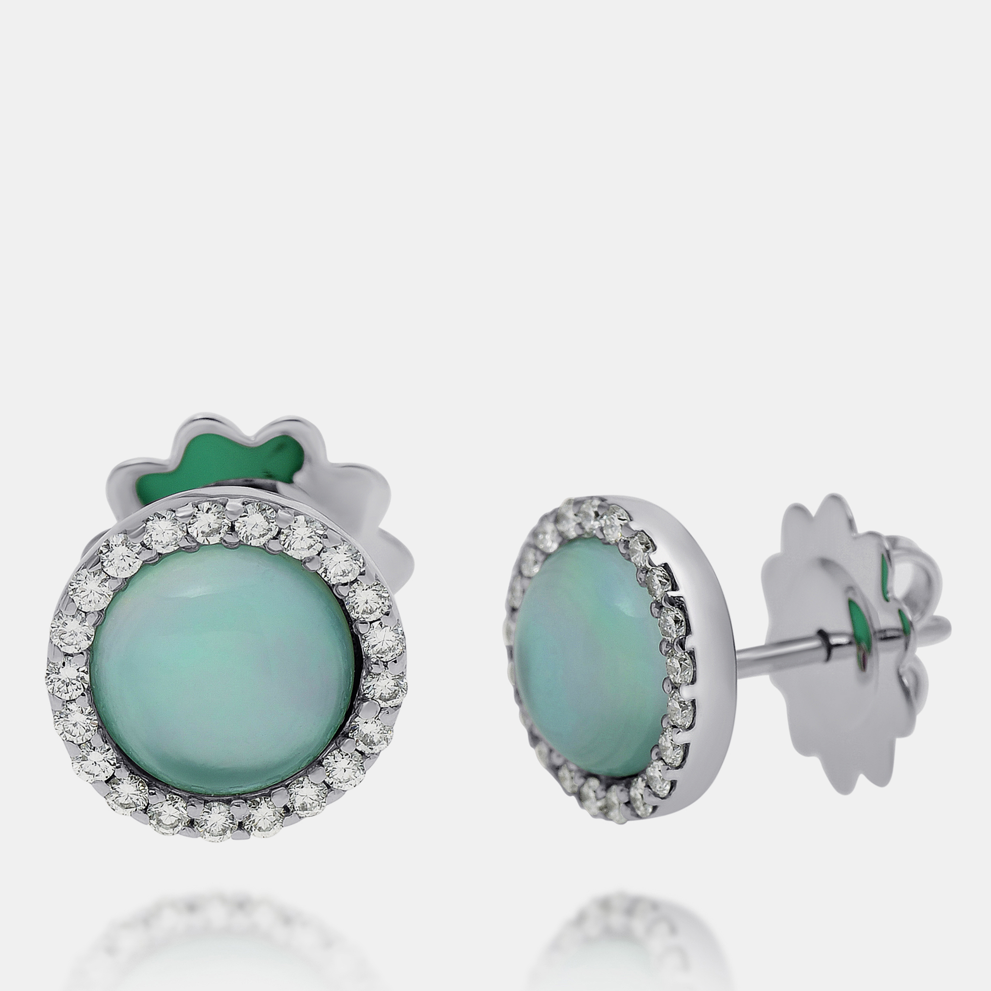 

Roberto Coin 18K White Gold Cabochon Chrysoprase 3.40ct.tw., Diamonds 0.35ct. tw., and Mother of Pearl Stud Earrings