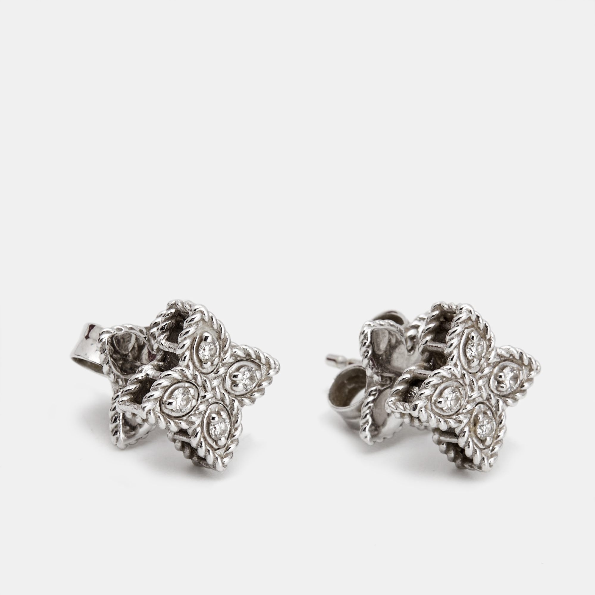 

Roberto Coin Princess Flower Diamond 18k White Gold Earrings