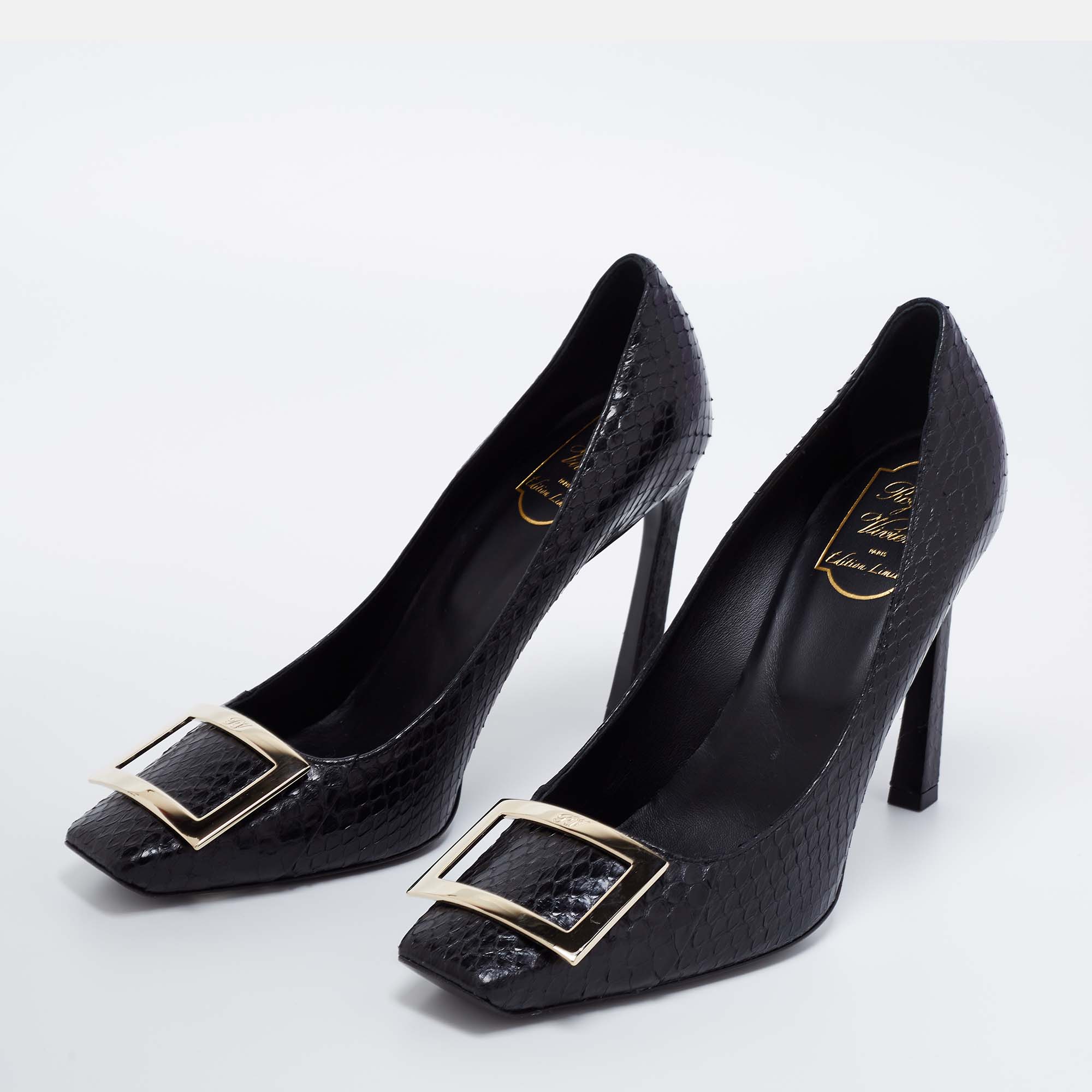 

Roger Vivier Black Python Leather Trompette Pumps Size