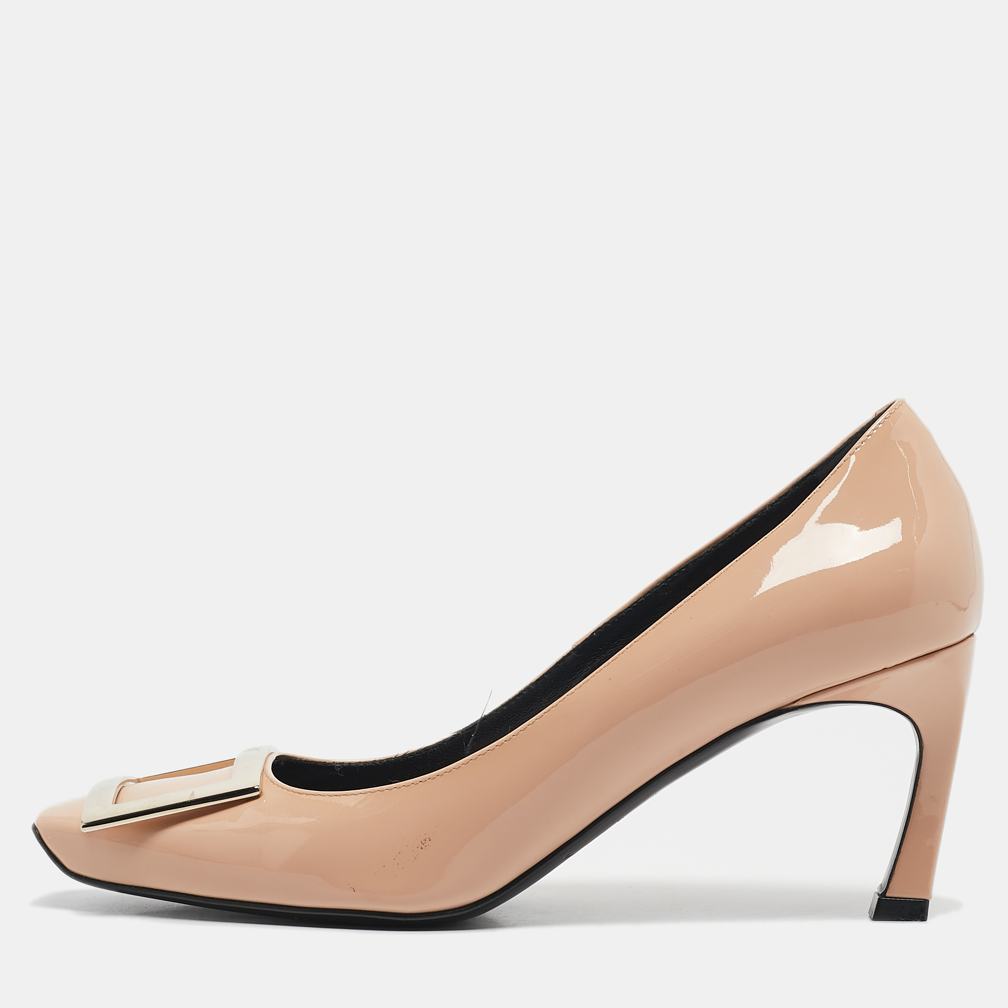 

Roger Vivier Beige Patent Leather Trompette Pumps Size