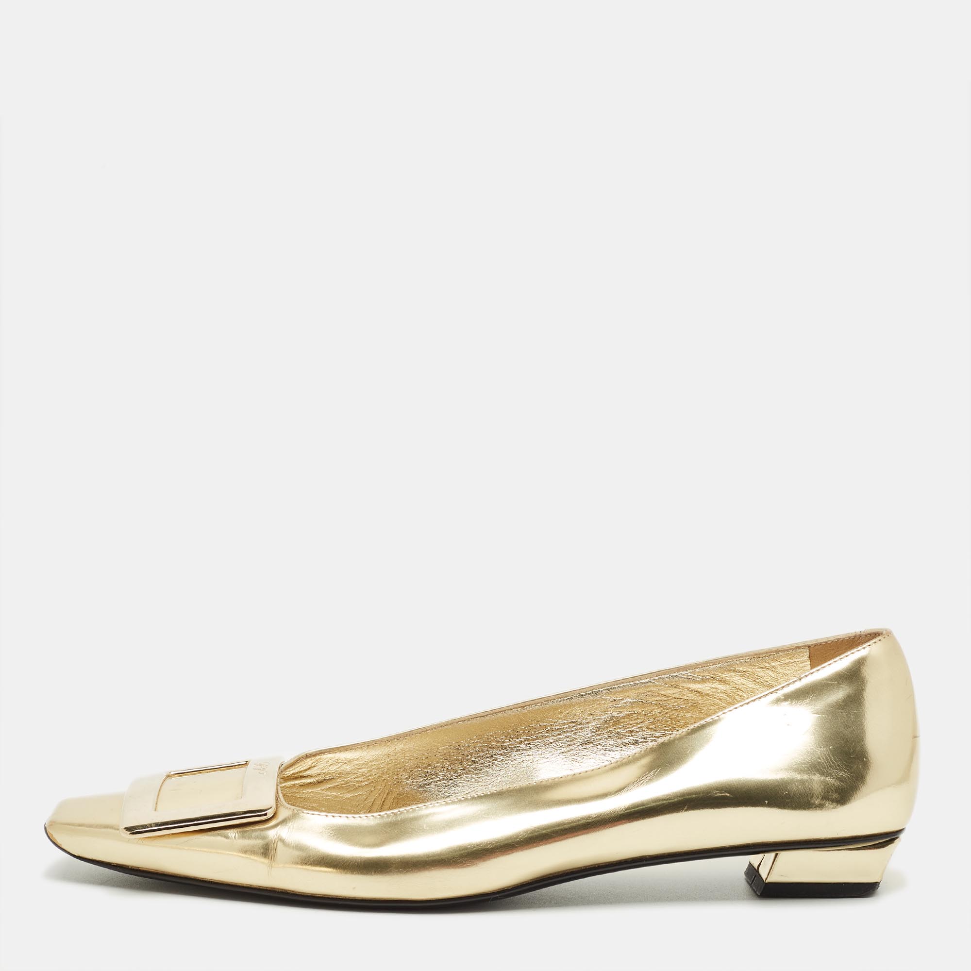 

Roger Vivier Gold Patent Leather Belle Vivier Ballet Flats Size