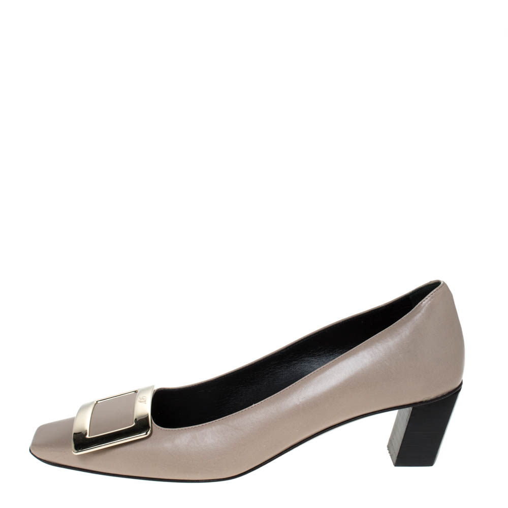 

Roger Vivier Beige Leather Buckle Detail Pumps Size