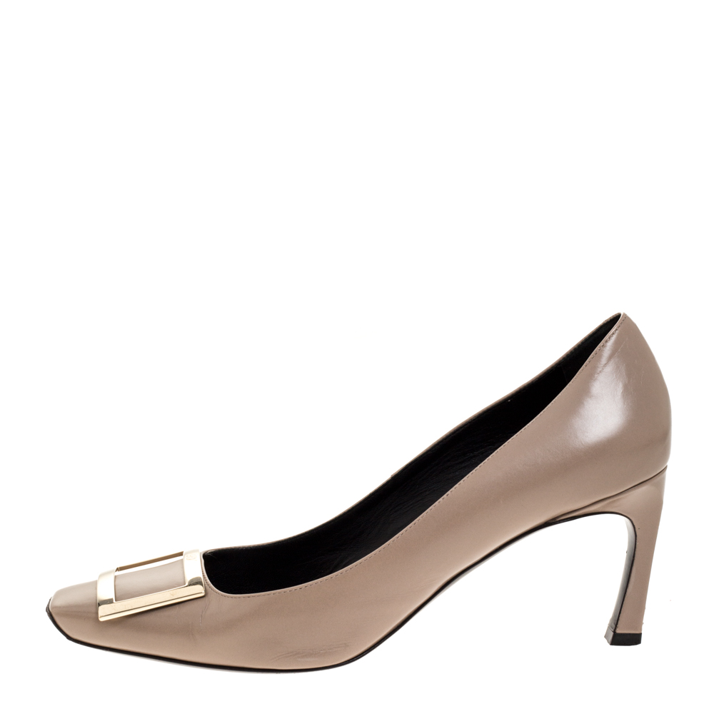 

Roger Vivier Beige Leather Square Toe Pumps Size