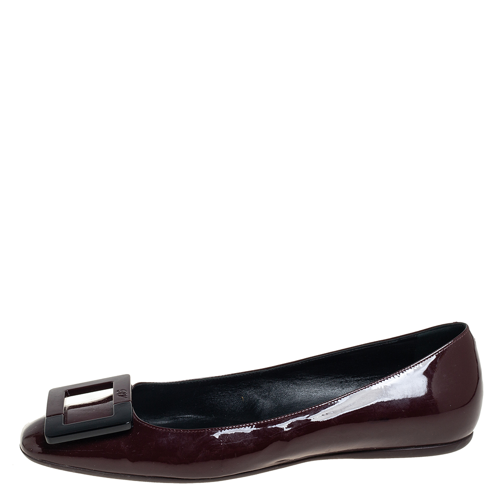 

Roger Vivier Brown Patent Leather Flats Size
