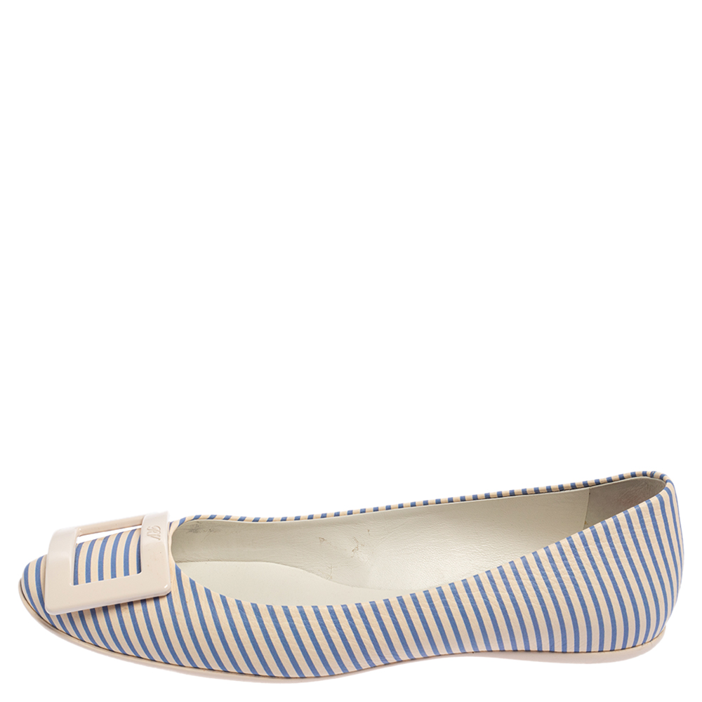 

Roger Vivier White/Blue Leather Ballet Flats Size