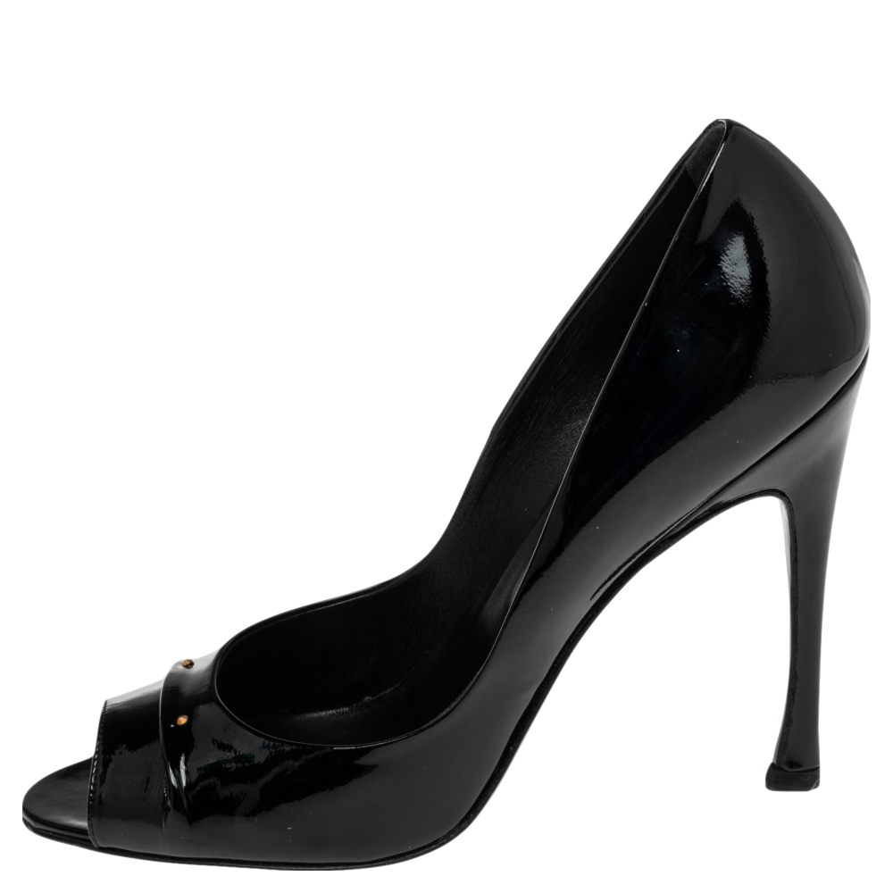 

Roger Vivier Black Patent Leather Peep Toe Pumps