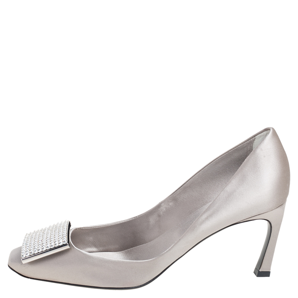 

Roger Vivier Grey Satin Trompette Slide Pumps Size