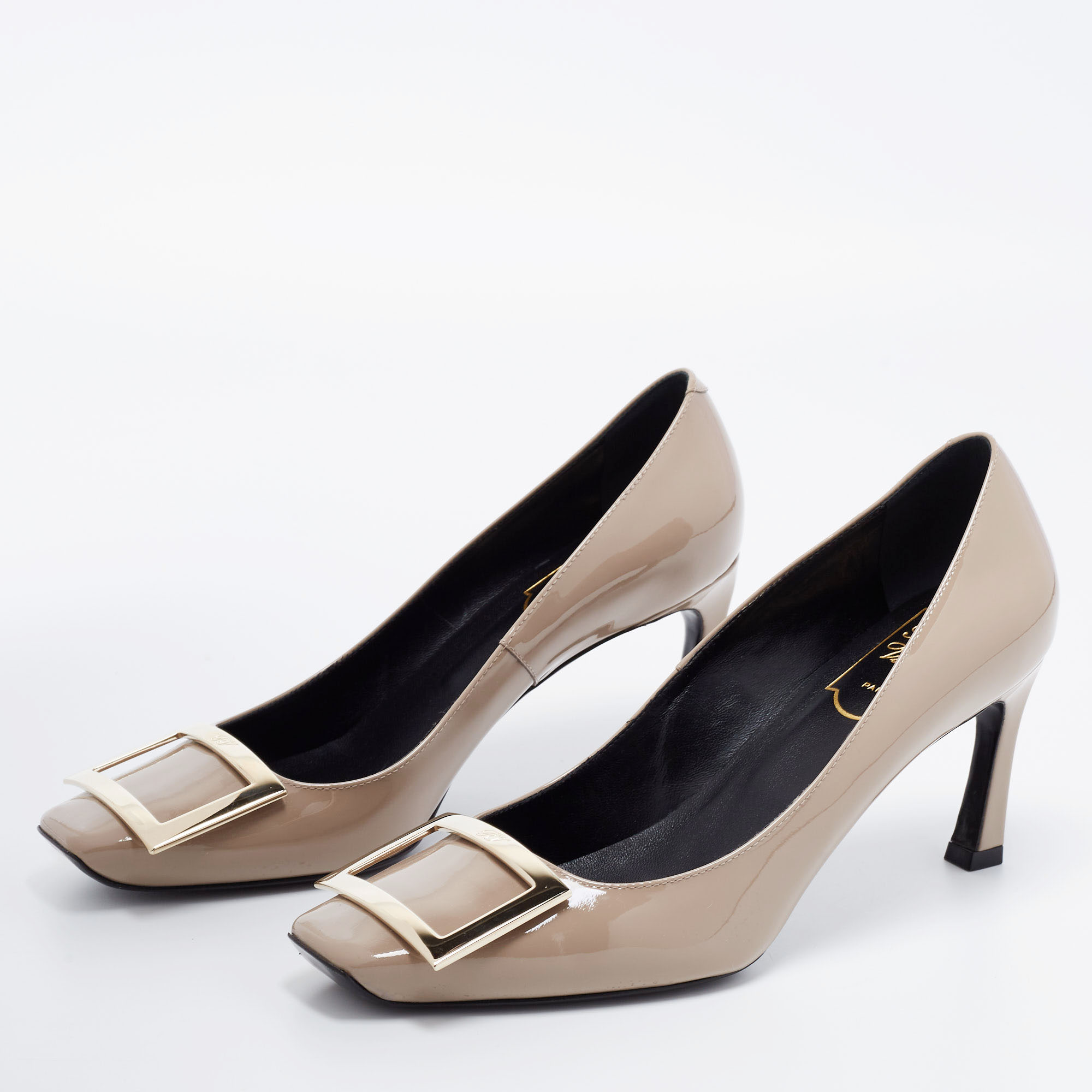

Roger Vivier Grey Patent Leather Trompette Pumps Size