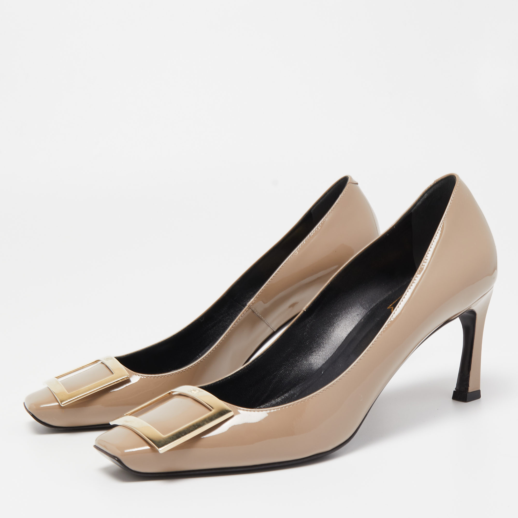 

Roger Vivier Beige Patent Belle Pumps Size