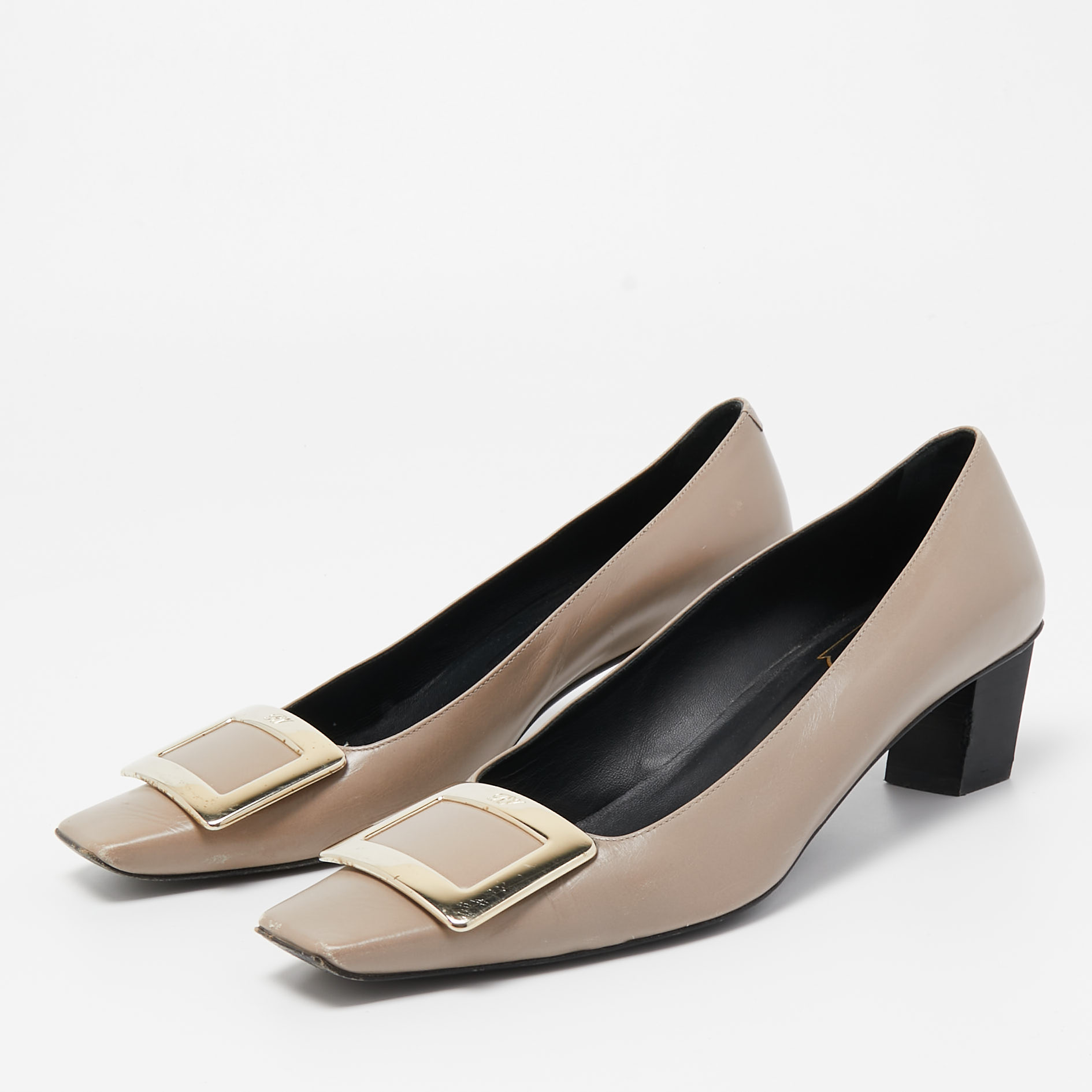 

Roger Vivier Grey Leather Belle Vivier Pumps Size