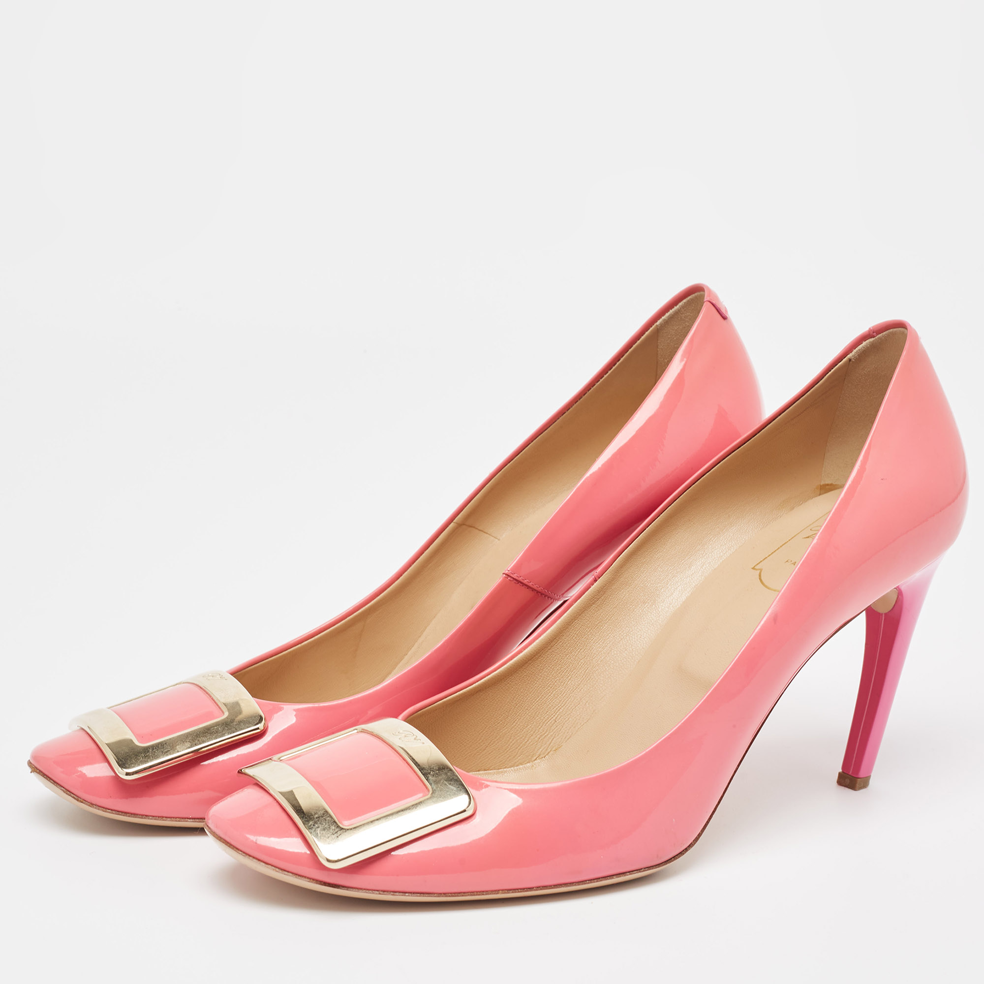 

Roger Vivier Pink Patent Leather Trompette Pumps Size