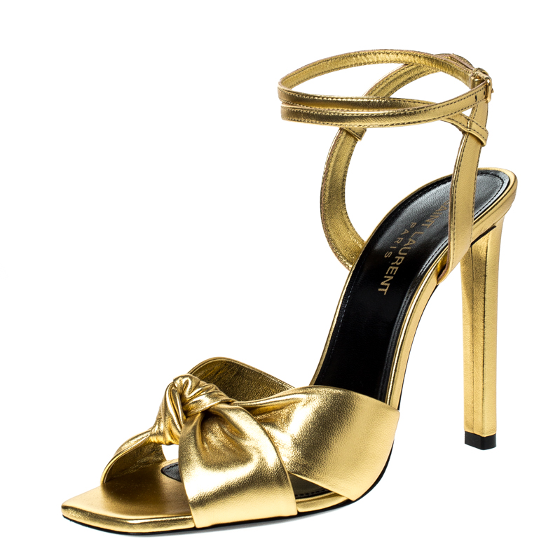 Pre Owned صندل سان لوران باريس ايمي سير كاحل جلد ذهبي مقاس 38