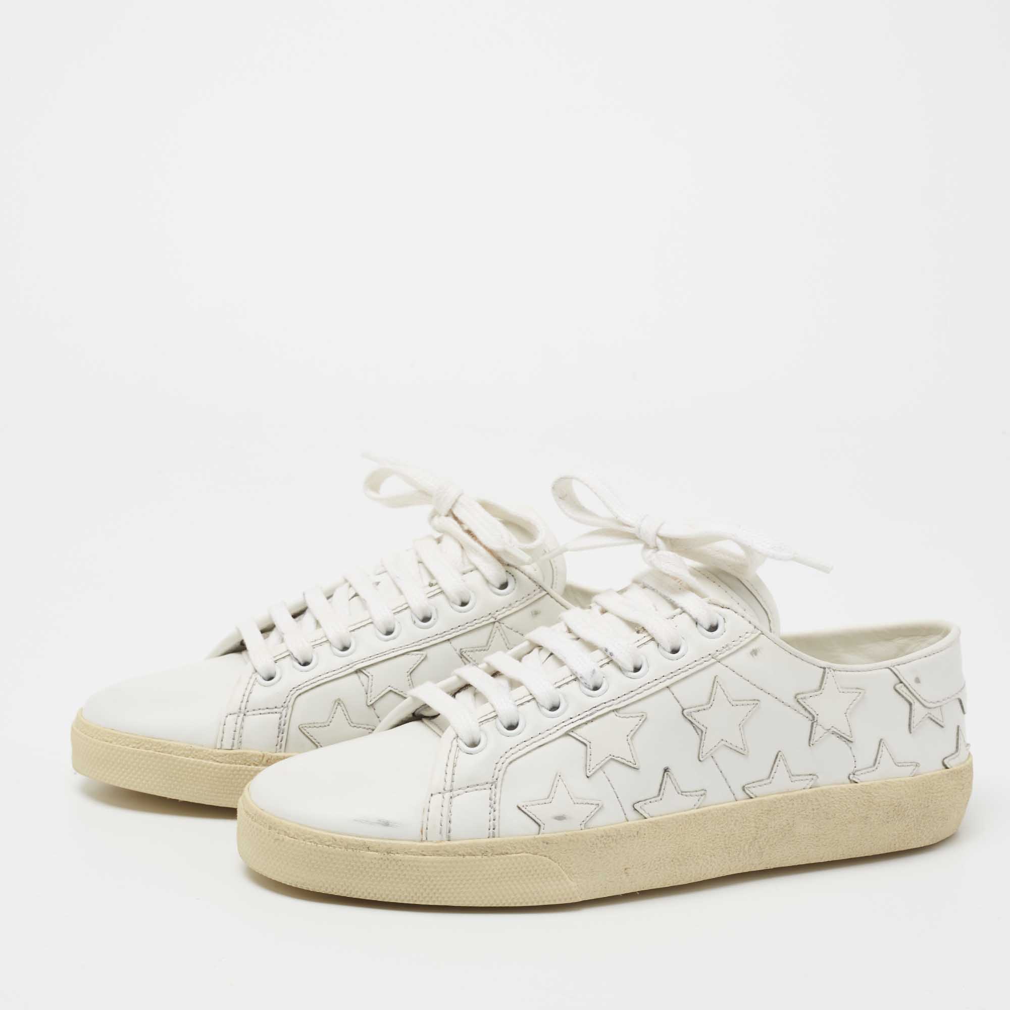 

Saint Laurent White Leather Star Alpha Low-Top Sneakers Size