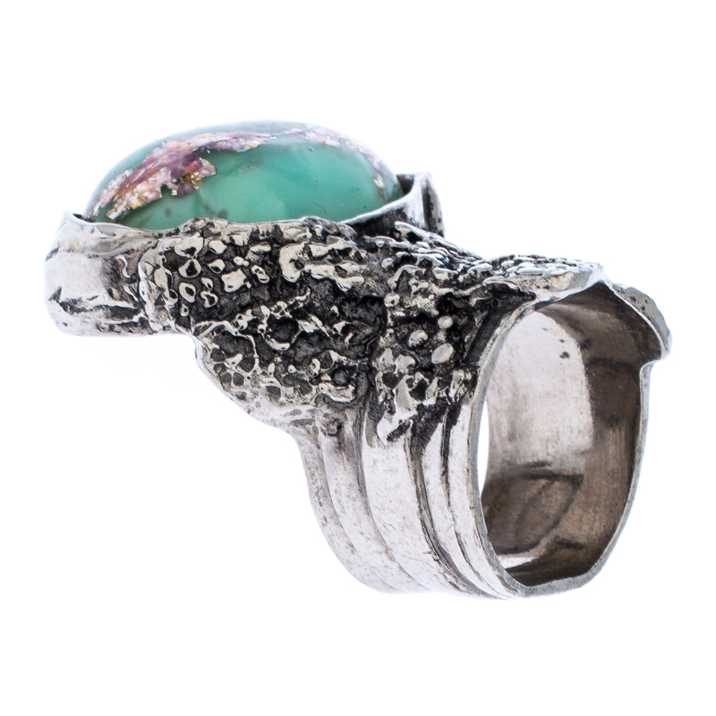 Pre Owned خاتم سان لوران باريس لون فضي كابوشون زجاج أخضر أرتي مقاس 53