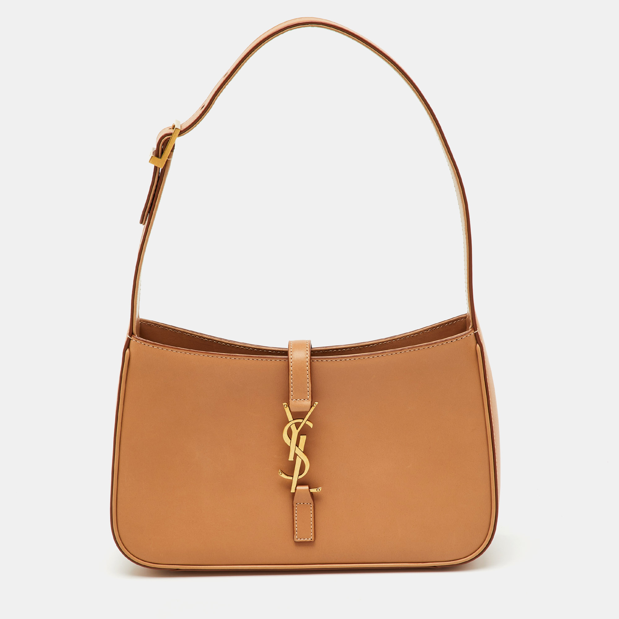 

Saint Laurent Tan Leather LE 5 À 7 Shoulder Bag