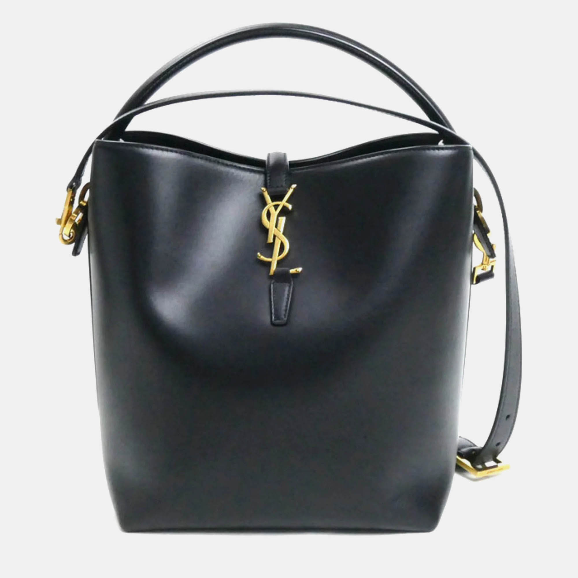 

Yves Saint Laurent Le37 Black Leather Shoulder Bag