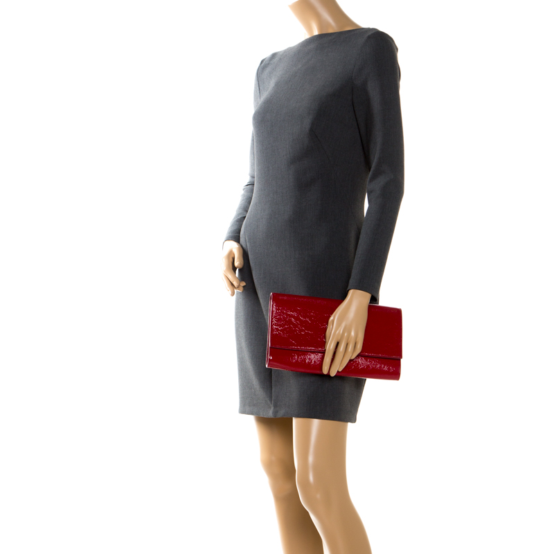 

Saint Laurent Red Patent Leather Belle De Jour Flap Clutch