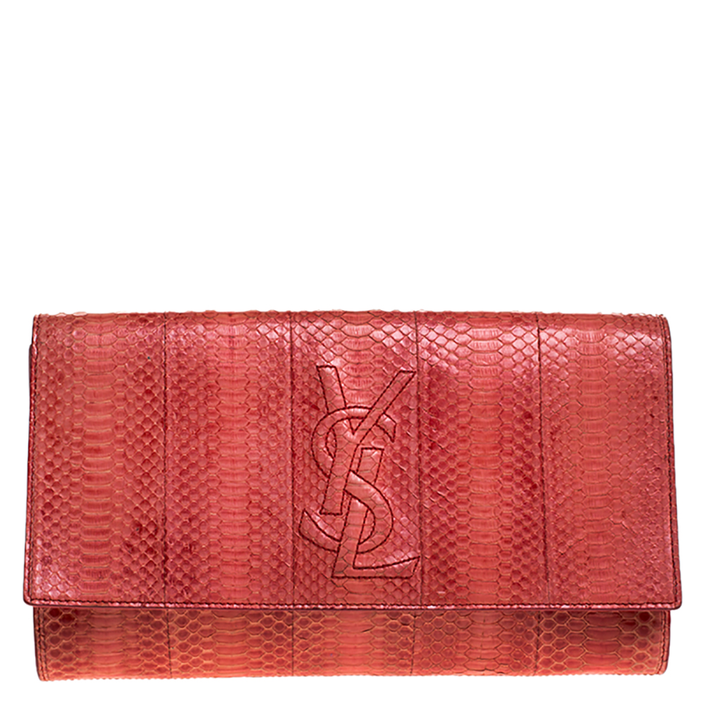 مملوكة مسبقًا Saint Laurent Red Python Belle De Jour Flap Clutch