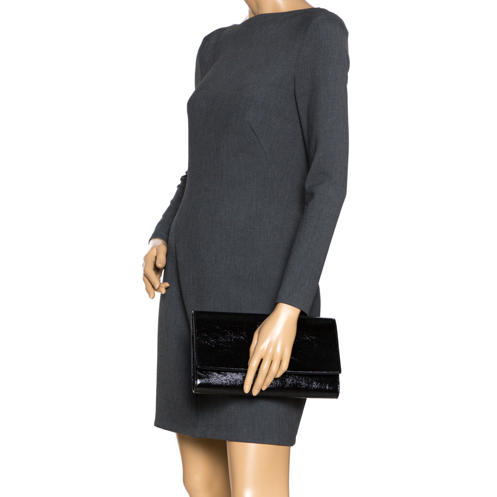 

Saint Laurent Black Patent Leather Belle De Jour Flap Clutch