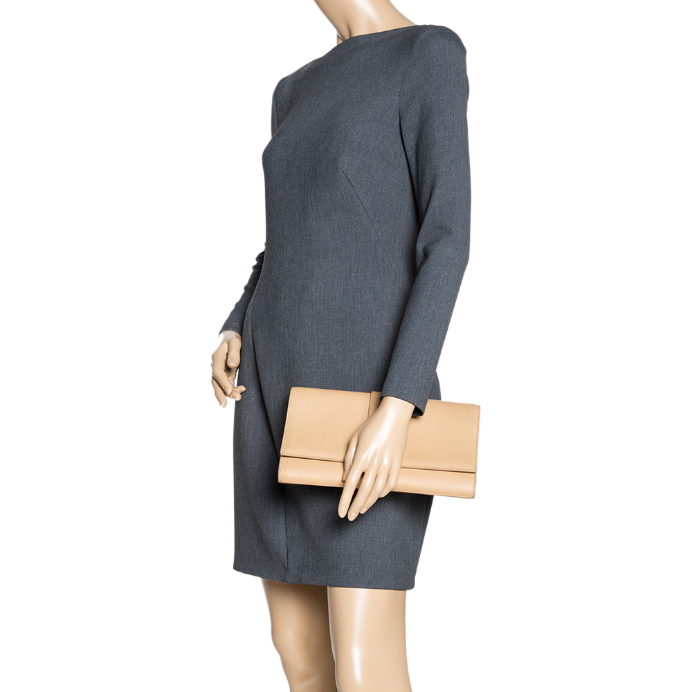 

Saint Laurent Beige Leather Y Ligne Clutch