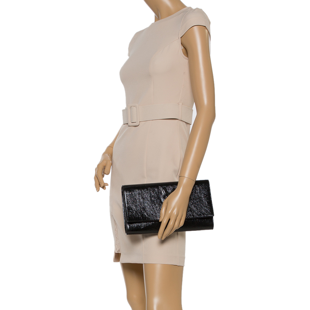 

Saint Laurent Black Patent Leather Belle De Jour Flap Clutch