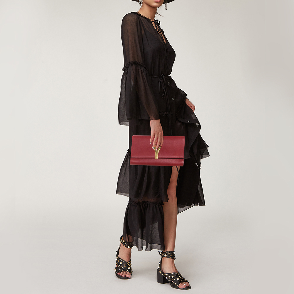 

Yves Saint Laurent Red Texured Leather Y-Ligne Clutch