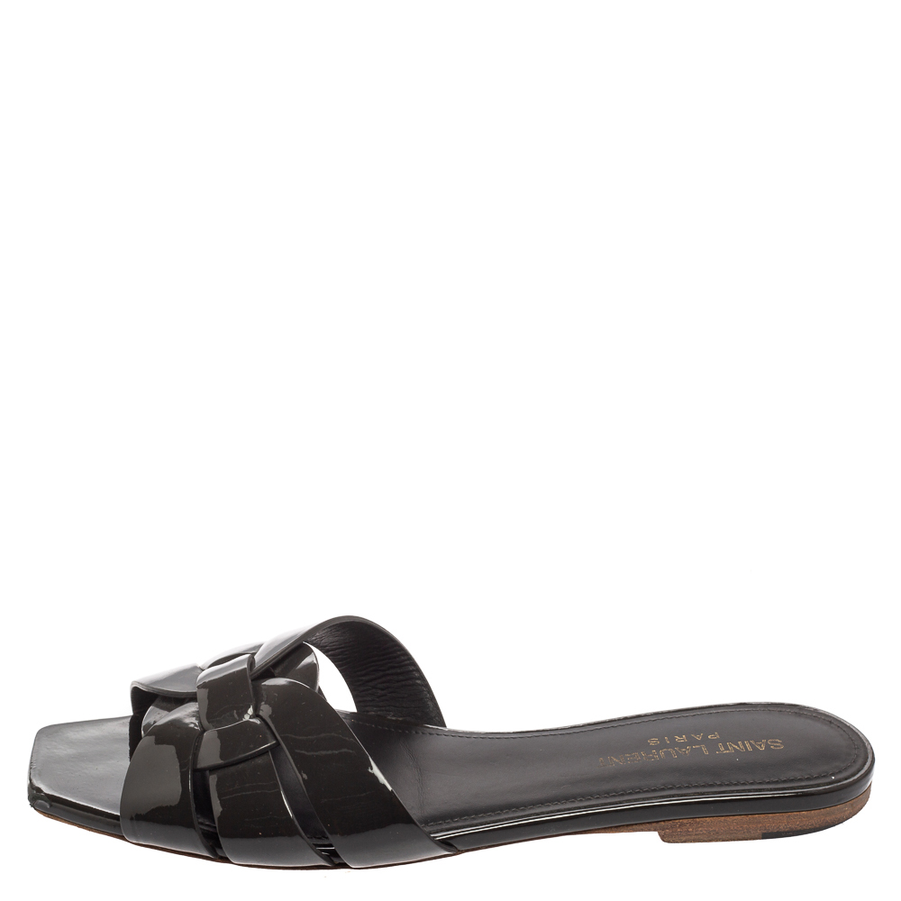 

Saint Laurent Black Patent Leather Tribute Flat Slides Size