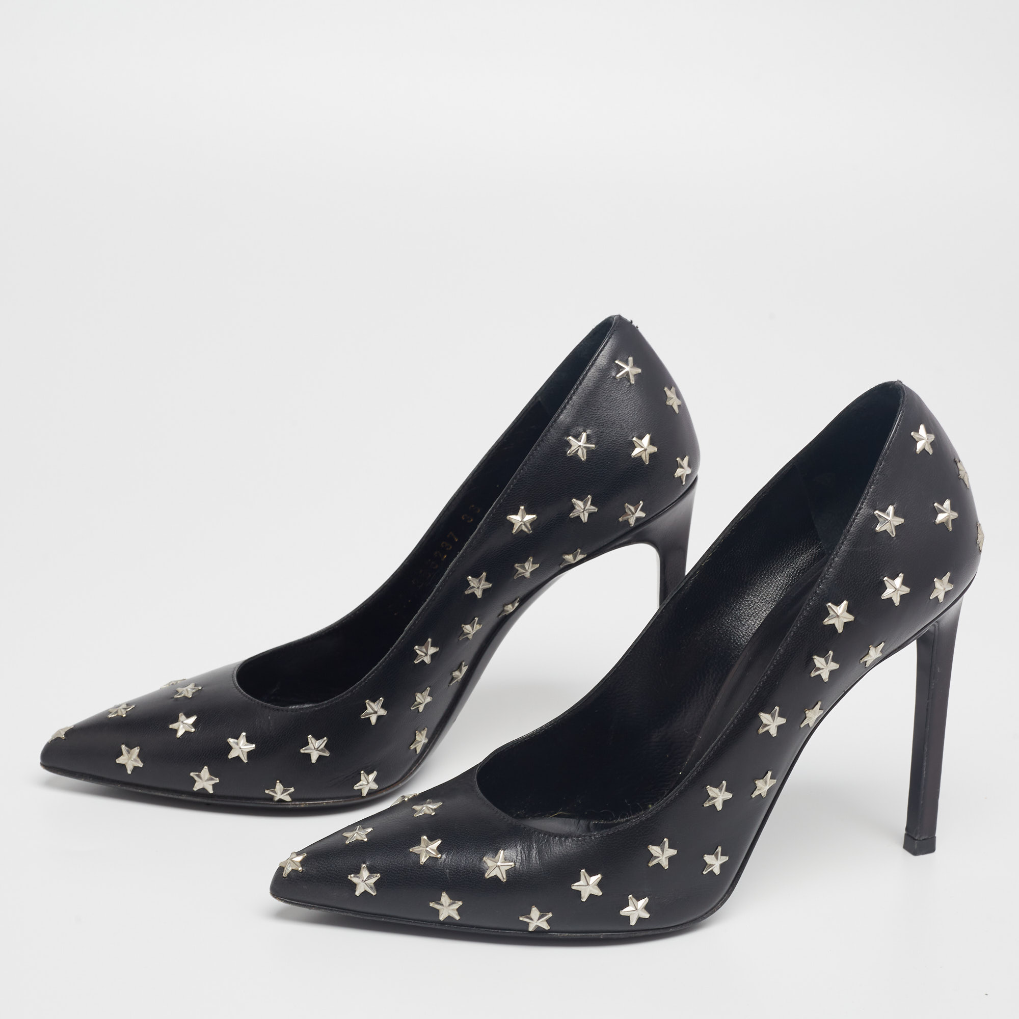 

Saint Laurent Black Studded Star Leather Pumps Size