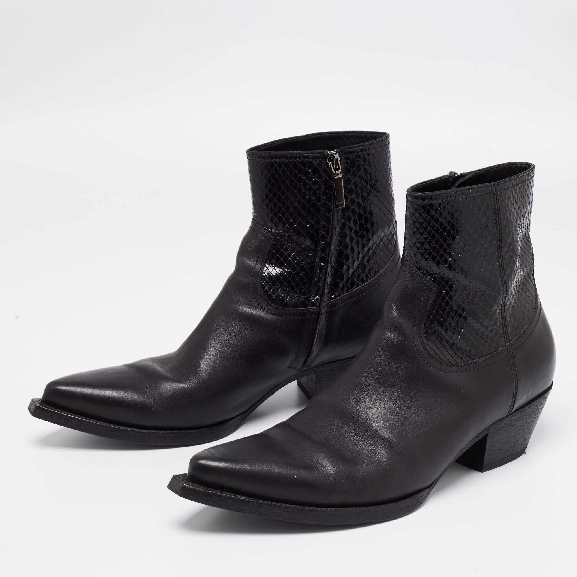

Saint Lauren Black Python And Leather Ankle Length Boots Size