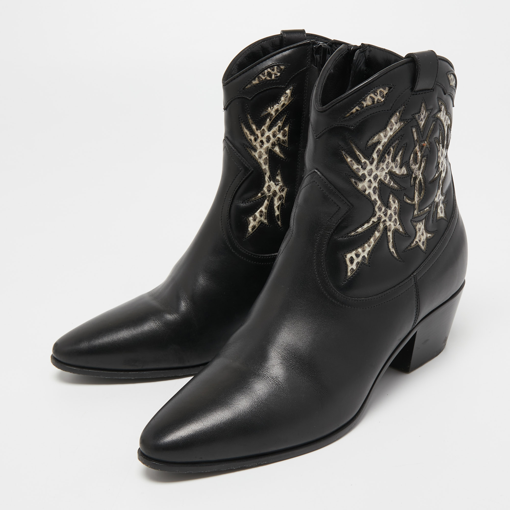 

Saint Laurent Black Leather Ayers Ankle Boots Size