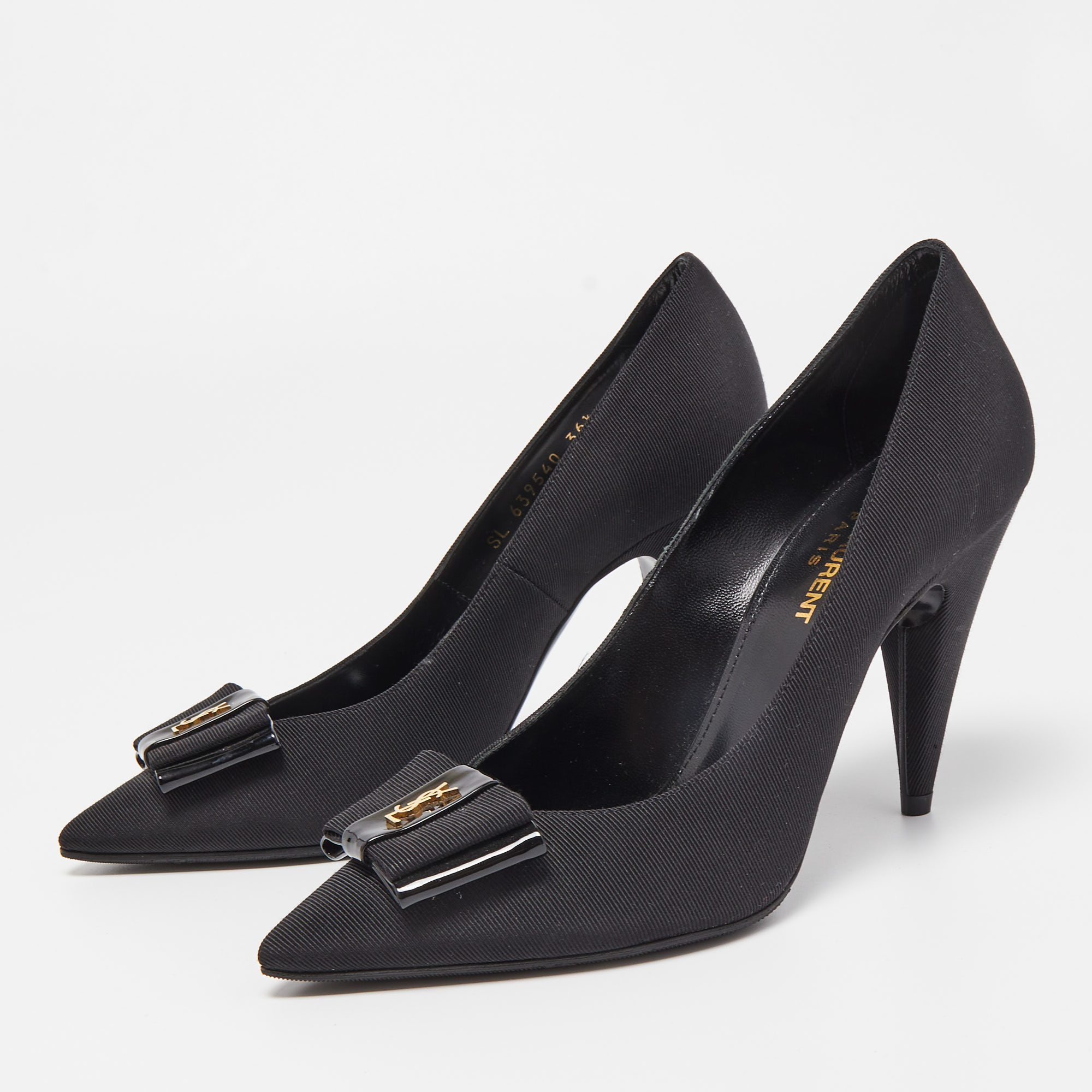 

Saint Laurent Black Canvas Pointed Toe Pumps Size