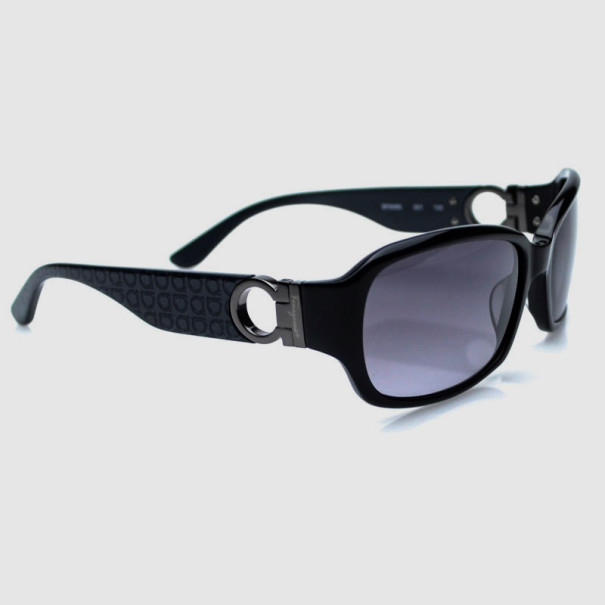 Pre Owned Salvatore Ferragamo Black SF608S Womens Sunglasses
