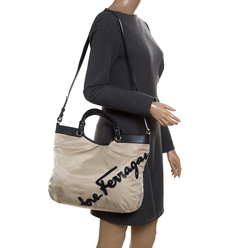 

Salvatore Ferragamo Beige Nylon Top Handle Bag