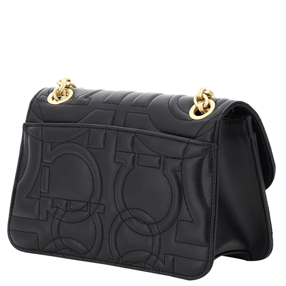 

Salvatore Ferragamo Black Quilted Leather Gancini Shoulder Bag