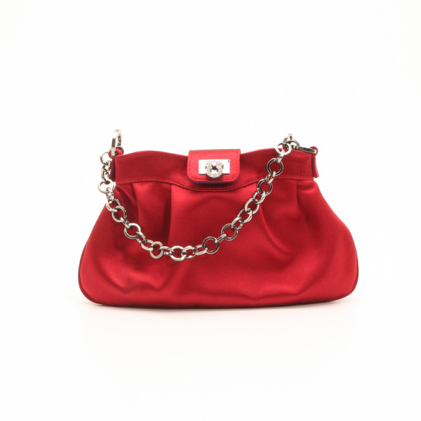 مملوكة مسبقًا Salvatore Ferragamo Red Satin Evening Bag