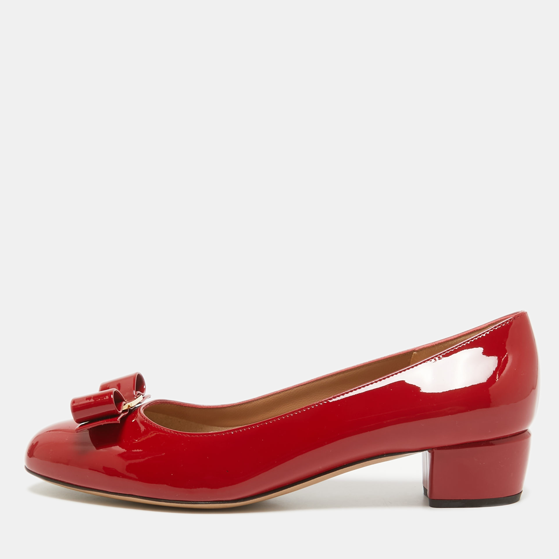 

Salvatore Ferragamo Red Patent Leather Vara Bow Pumps Size 39