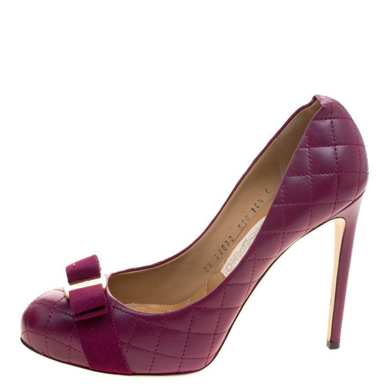 

Salvatore Ferragamo Burgundy Quilted Leather Pimpa Vara Bow Pumps Size